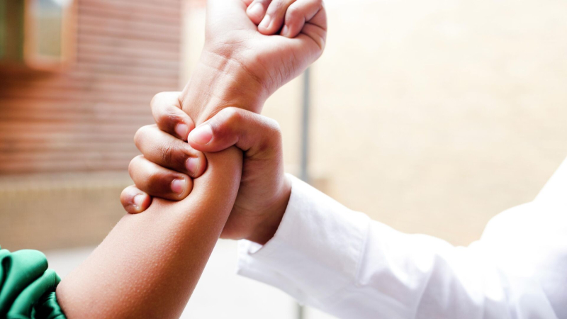 "Инструкций нет": почему опека не замечает семьи, где потом погибают дети