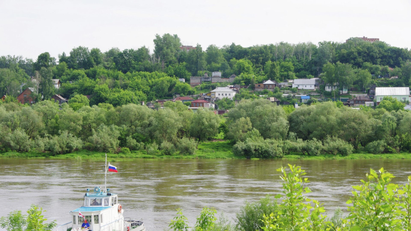 На Краснодарском НПЗ после падения БПЛА начался пожар
