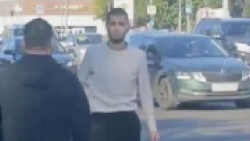 В Москве мужчина с ножом напал на полицейских