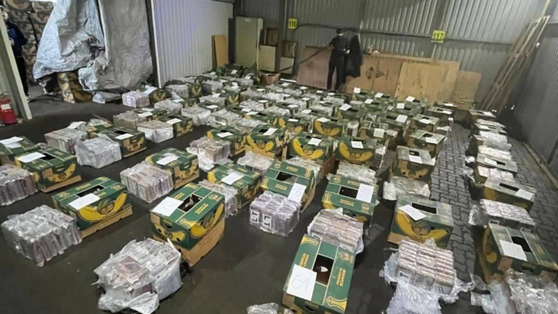 В Петербурге обнаружили контейнер с полутора тоннами кокаина