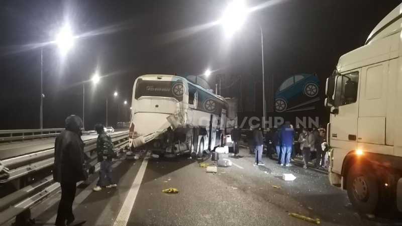 В Ульяновской области в ДТП с грузовиком погибли три человека