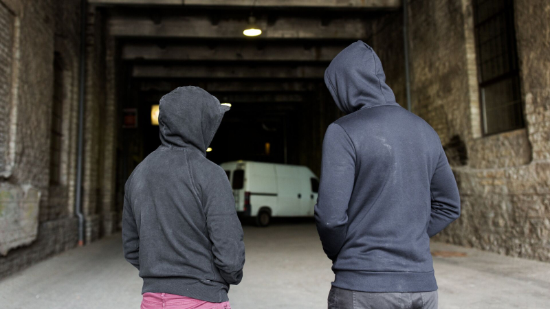 "Запугали район". Что устроила банда подростков на северо-западе Москвы